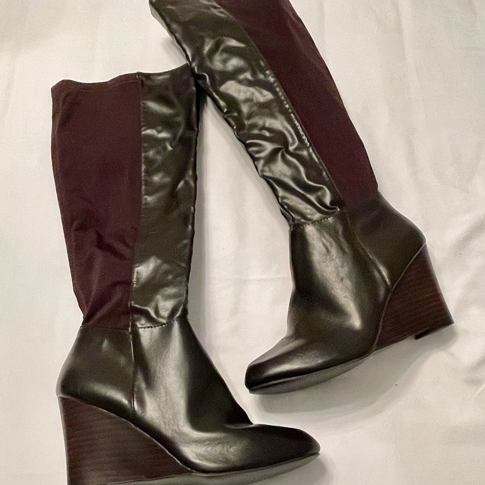 Mid calf brown Winter Boots